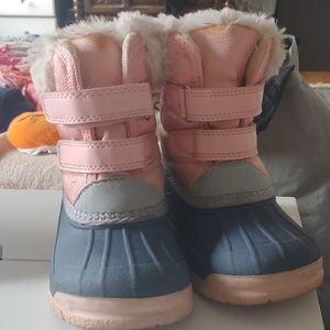 OshKosh Toddler Snow Boots